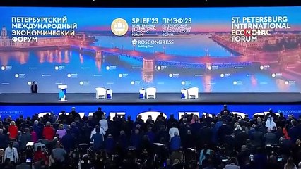 Putin: "Yahudi dostlarım Zelenskiy'den utanıyor" "Ukrayna'nın yakında kendine ait silahı kalmayacak"