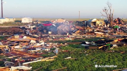 Deadly Texas tornado leaves trail of destruction