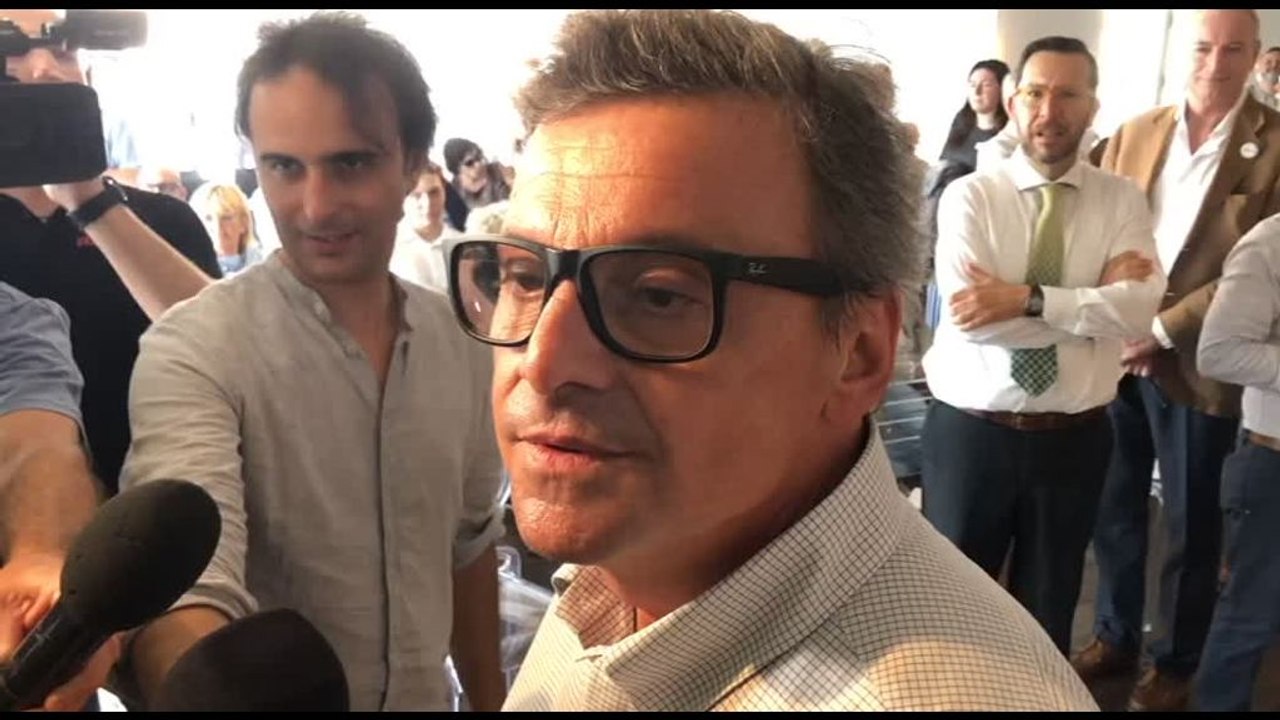 Calenda a Genova: Renzi chiede a me per Europee? Vedremo...