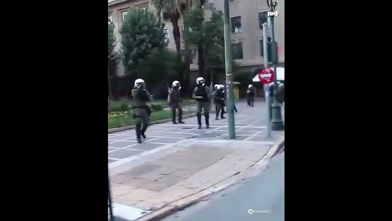 Yunan sahil güvenlik 79 kişinin öldüğü botun batmasına sebep olduğu iddia edildi