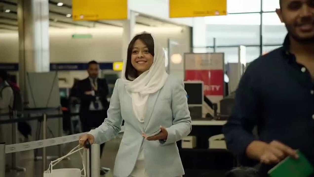 استقبال حافل لريانة برناوي وعلي القرني أثناء وصولهما إلى السعودية