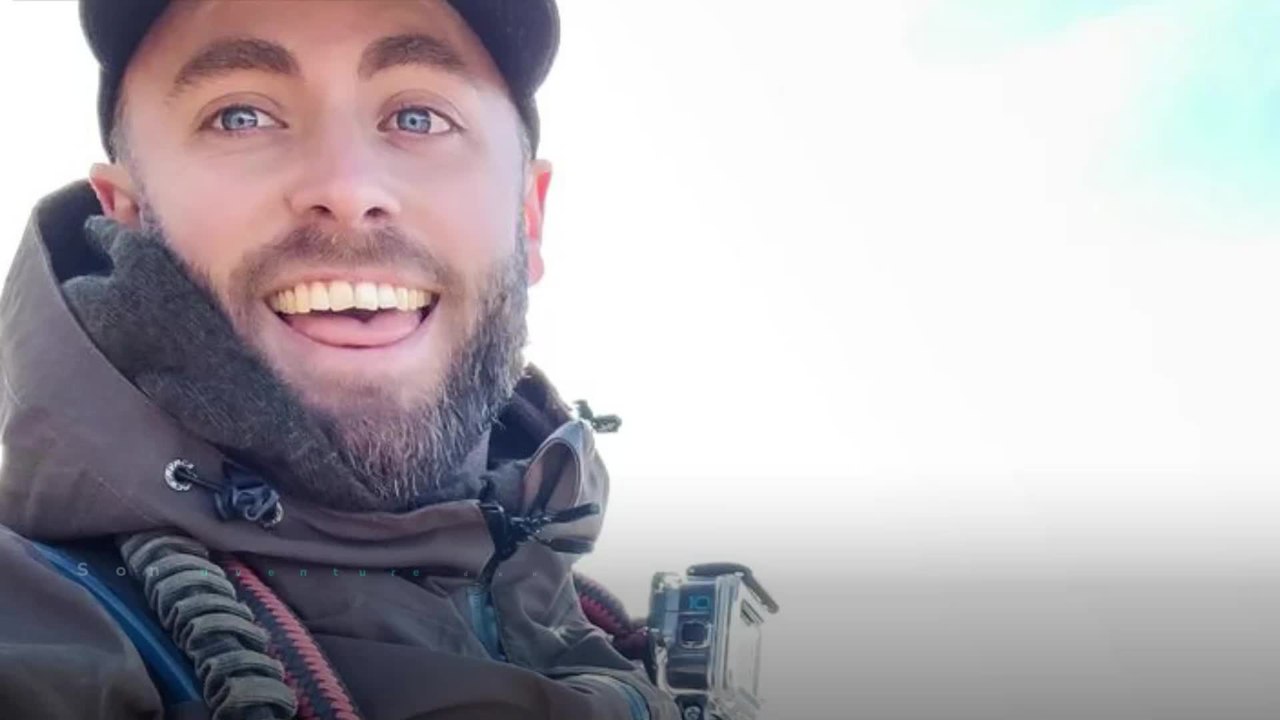 Voici -"Je savais qui j'attendais" : Axel (MAPR6) a retrouvé l'amour et adresse une sublime déclaration à sa compagne