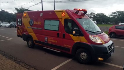 Mulher fica ferida ao cair de escada rolante em supermercado no Parque Verde