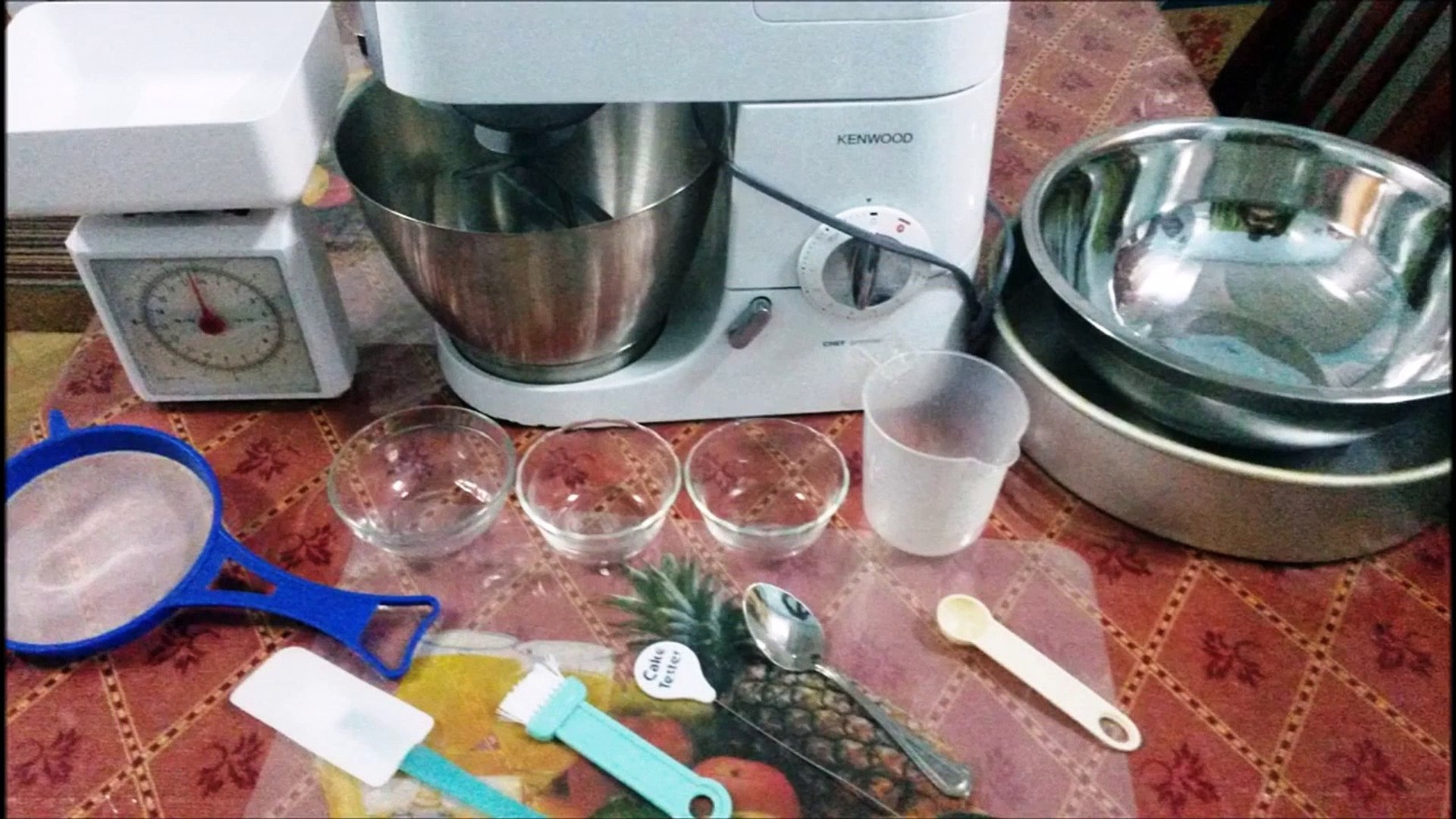 How to bake a plain cake