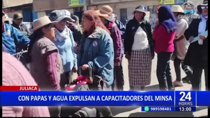 Juliaca: manifestantes expulsan con papas podridas y agua a capacitadores del Minsa