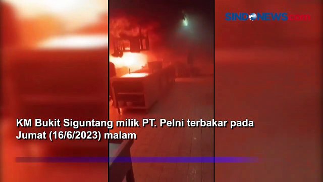 Kebakaran KM Bukit Siguntang di Dermaga Pelabuhan Parepare, Asap Tebal Sulitkan Petugas