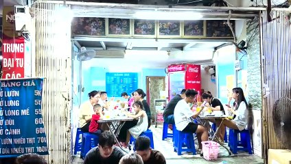 Phở gà Nguyệt: Quán phở gà ngày bán 800 bát vào danh sách Michelin