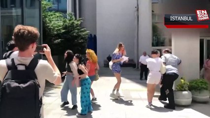 Mimar Sinan'da taşkınlık yapan LGBT'lilere müdahale eden güvenlik görevlileri