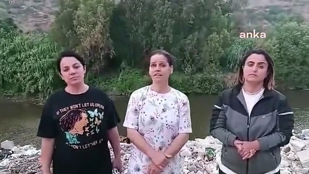 Hatay Samandağ'daki Taş Ocağı Depreme Rağmen Çalışmalarına Aralıksız Devam Ediyor, Vatandaş Tepkili: Paraya Tapmayan Yetkililerin Olduğunu Biliyoruz.