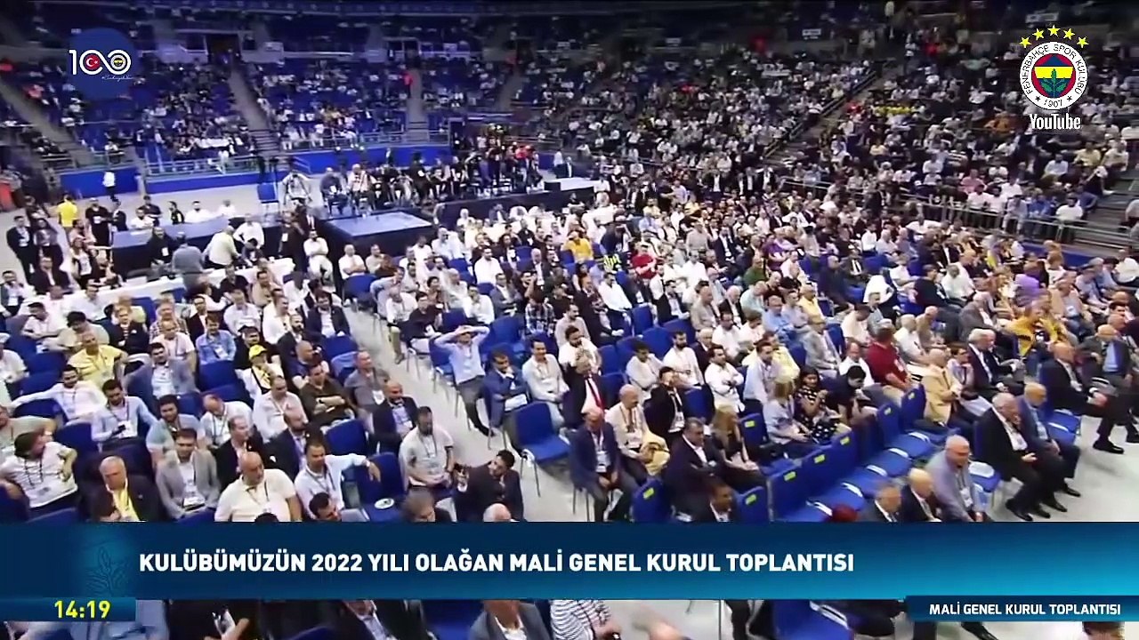 Kürsüye çıkan Fenerbahçe üyesinin sözleri salonu karıştırdı! Apar topar aşağı indi