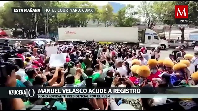 Hubo desfile de 'corcholatas' para el registro ante MORENA, Manuel Velasco fue el primero