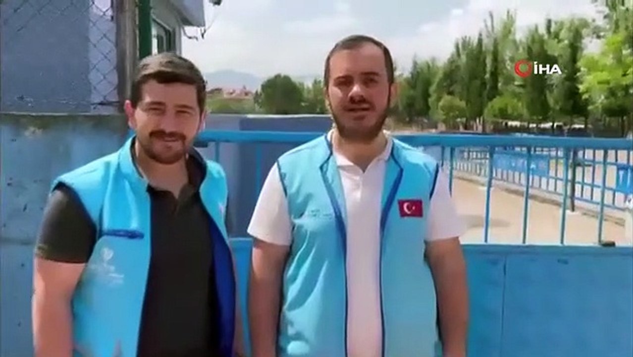 Hendek İlçe Müftülüğü YKS'e giren öğrencilerin emanetlerini ücretsiz kabul etti