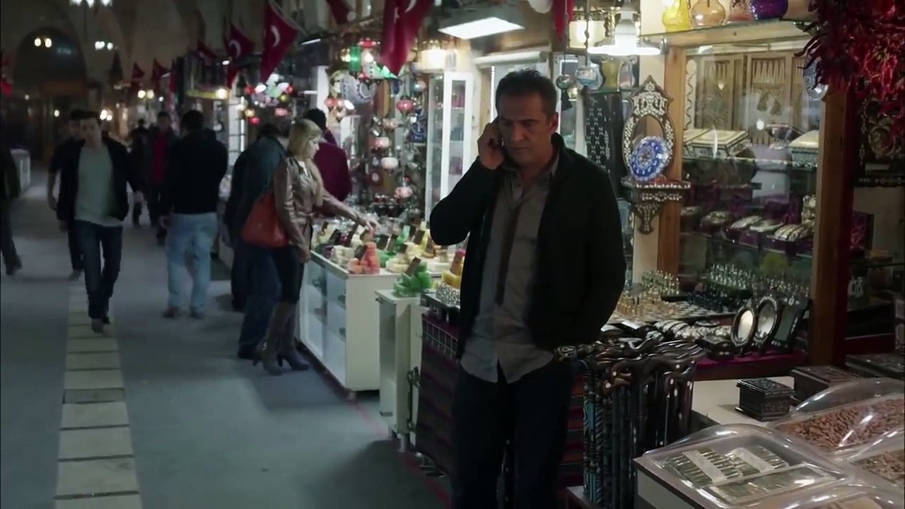 مسلسل ورد وشوك الحلقة 61