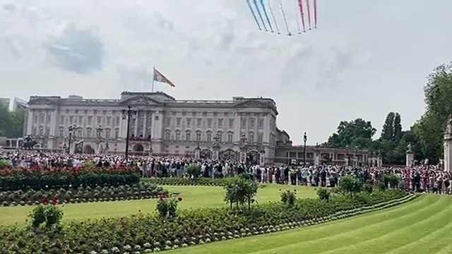 La parade aérienne du Trooping the Colour au-dessus de Buckingham, le 17 juin 2023