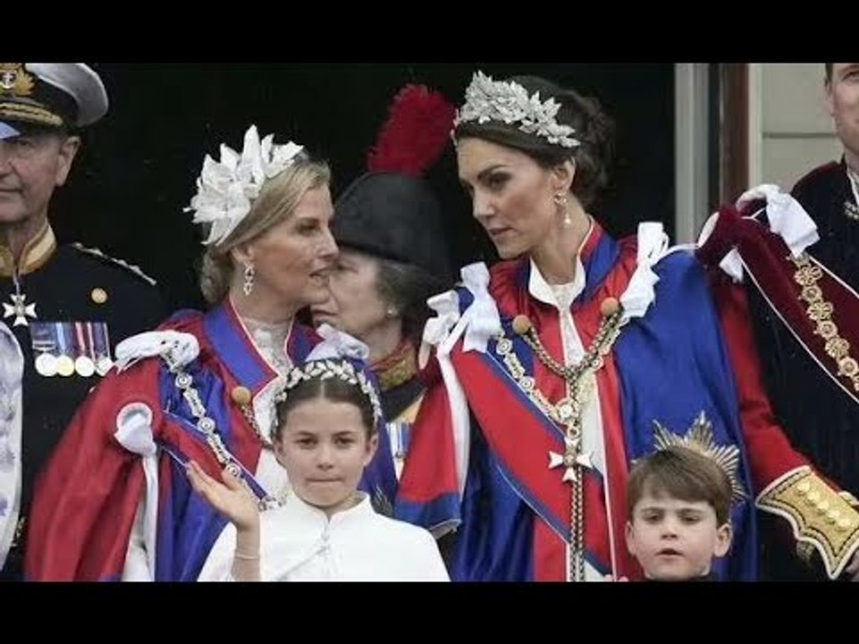 Le "supertar" reali, la principessa Kate e Sophie, hanno pensato di ricevere un nuovo onore speciale