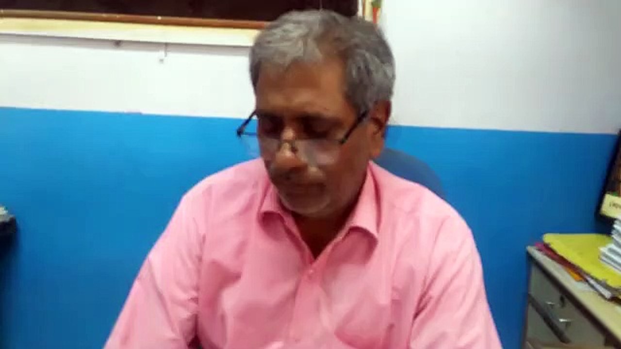बैंक खातों से उपभोक्ताओं के लाखों रुपए का गबन, कैशियर बिना सूचना के दो दिन से गायब