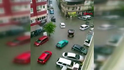 Bursa sular altında! Elektrik ve internet kesildi