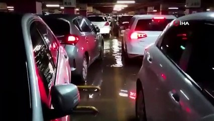 Bursa'da Şiddetli Yağış Hayatı Felç Etti