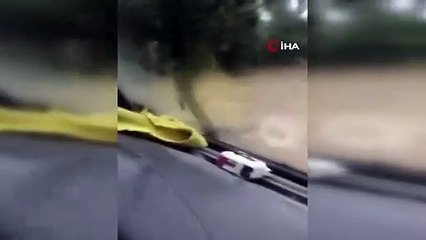 İznik'te Sel Suları Yolu Kapattı