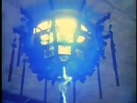 Flic ou zombie Bande-annonce (EN)