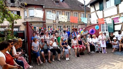 Brumath Arrivée de l' Ambassadeur Ecole Davidia