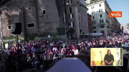 Grillo: "Diritto di voto segua aspettativa di vita, un 80enne non dovrebbe poterlo fare"