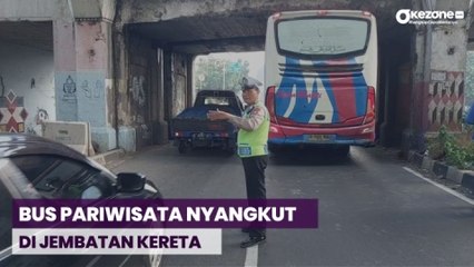 Bus Pariwisata Nyangkut di Jembatan Kereta Matraman, Sopir Diduga Tak Perhatikan Rambu