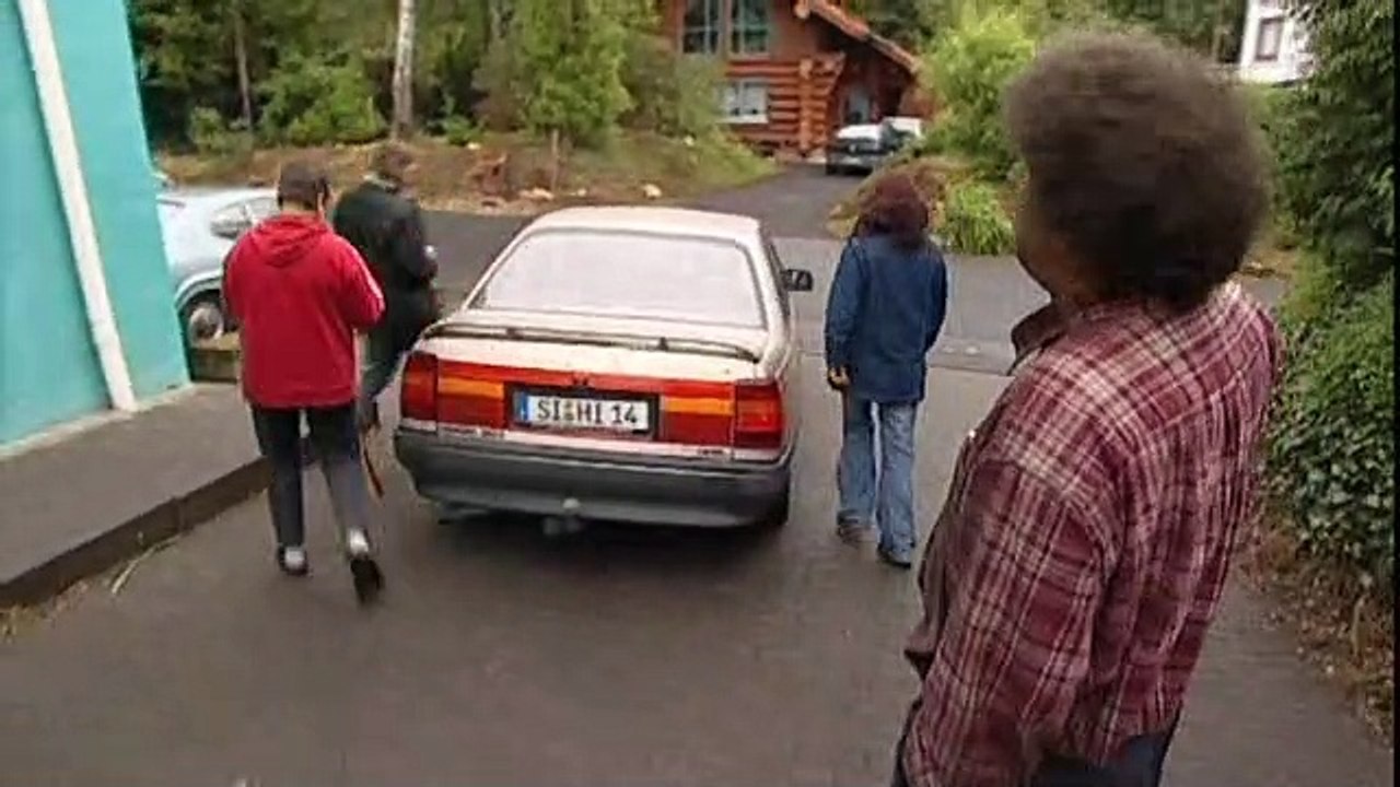 Die Ludolfs S03E06-In meinem Opel bin ich Kapitaen