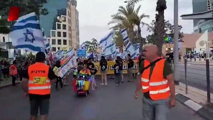 İsrail'de yargı protestosu: 24'üncü haftada yine meydanlara indiler