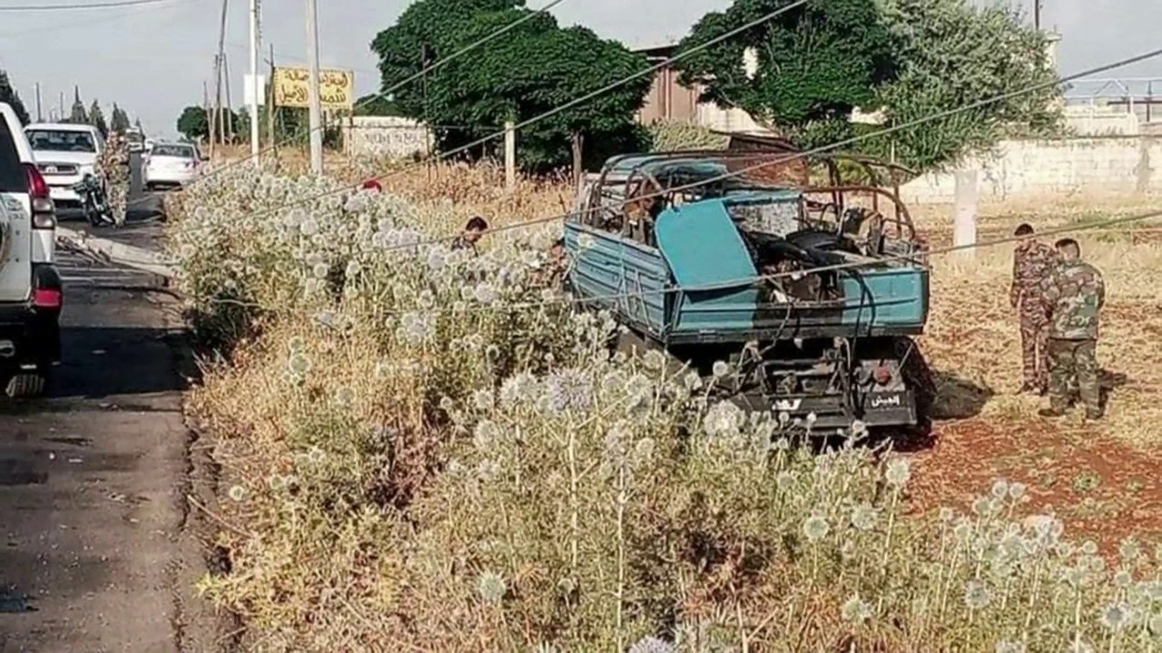 المرصد السوري: مقتل 3 وإصابة 10 آخرين من أفراد...