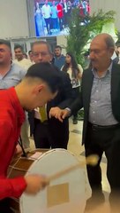 Abdüllatif Şener'den eleştirilere 'halay'lı yanıt