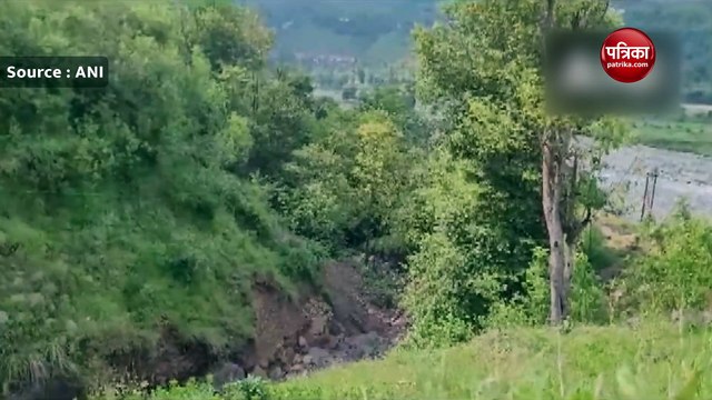 जम्मू-कश्मीर: रोमियो फोर्स-पुलिस को बड़ी कामयाबी, 61 विस्फोटक सामग्री और 11 बम को निष्क्रिय किया