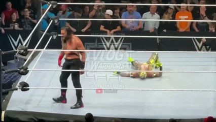 Dominik gets involved during his father Rey Mysterio’s WWE Championship match during live event!!