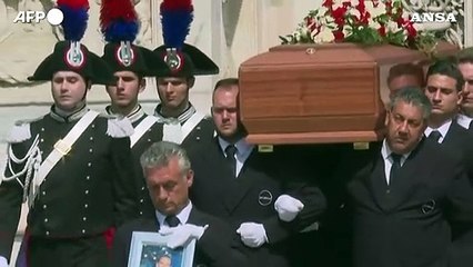 Attesa per il testamento, ma Berlusconi rafforzera' la famiglia