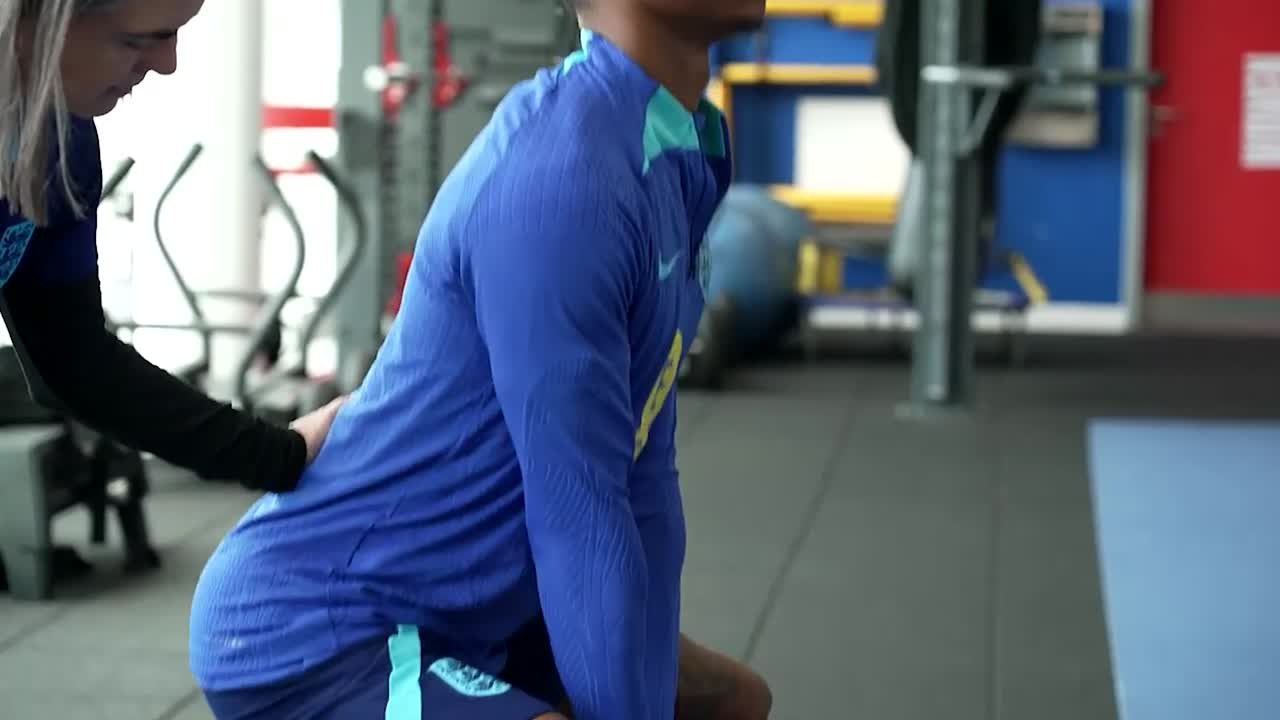 La pillada a Saka con Bellingham tras haber fichado por el Madrid: escuchad con atención