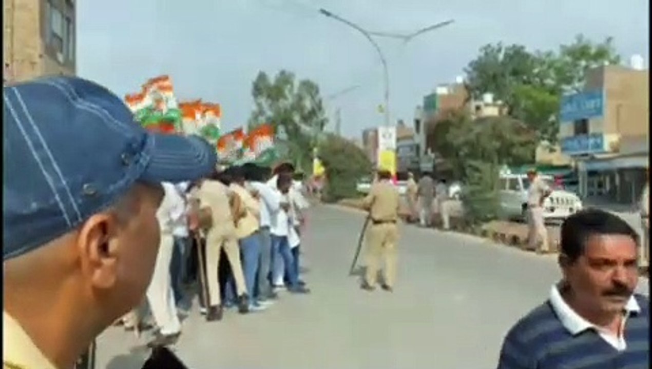 केजरीवाल व मान को काले झंडे दिखाने पर युकां कार...