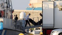 اتهامات لخفر السواحل اليوناني بإغراق سفينة طالبي اللجوء المنكوبة