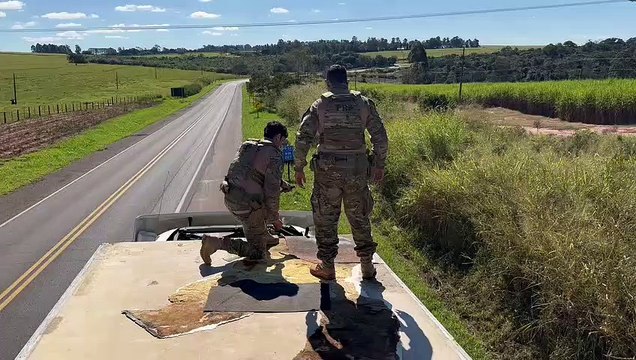 PRF apreende quase 3 toneladas de maconha em fundo falso de carreta em Cruzeiro do Oeste