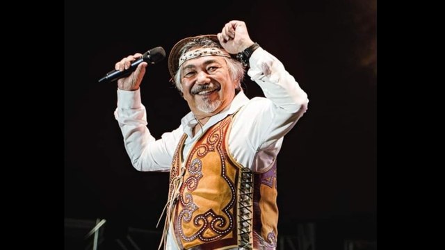 POLÊMICA: SANTANA O CANTADOR FALA REALIDADE NO SÃO JOÃO DE BANANEIRAS