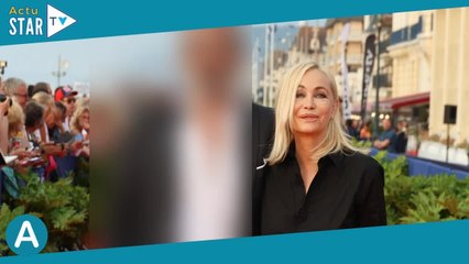 Emmanuelle Béart : Rare apparition avec son mari, aux côtés de Louis Garrel et Lolita Chammah, sosie