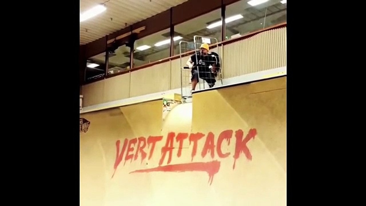 skate boarding falls fails painful compilation