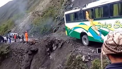 Unbelievable and Surprising Things Filmed by Cameras (2)