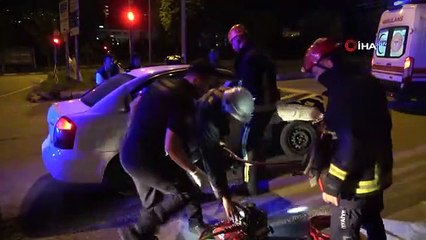 Bursa'da Kavşakta Kaza: 2 Yaralı