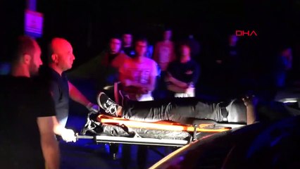 Accident dû à une vitesse excessive à Bursa： La jeep s'est renversée, le conducteur et son ami ont été blessés