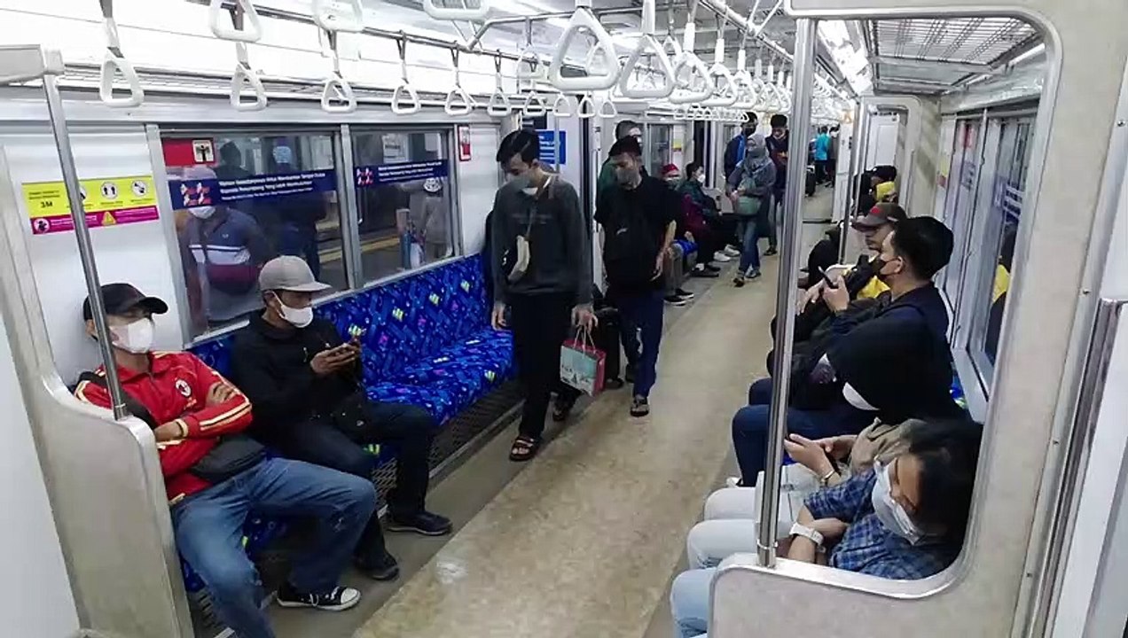 krl commuter line duri ke sudirman