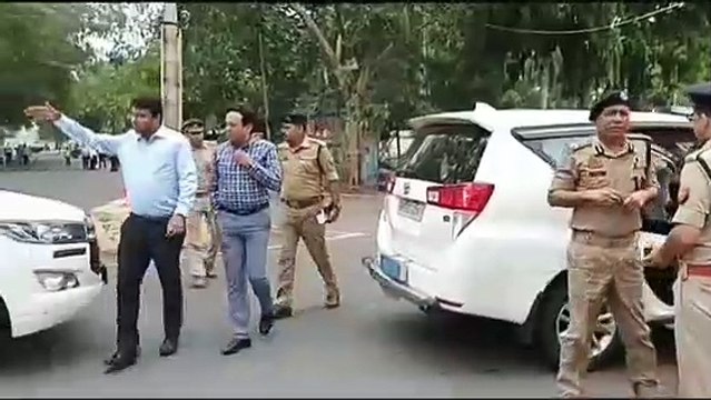 Kanwar Yatra 2023 : प्रमुख सचिव गृह और DGP पहुंचे औघडनाथ मंदिर, देंखे वीडियो