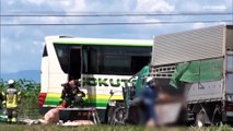 شاهد: حادث مريع بين شاحنة وحافلة يتسبب بمقتل 5 أشخاص في اليابان