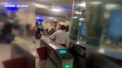 Marmaray’da köpek krizi! İçeriye alınmadı, tartışma büyüdü