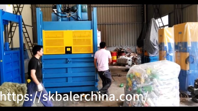 The compactors for aluminum cans recycling