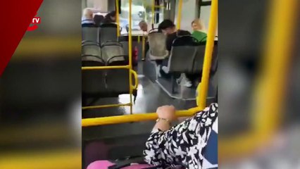 Bursa'da belediye otobüsünü su bastı